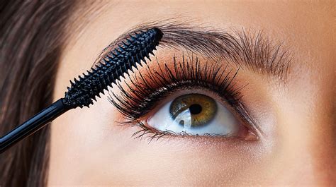 best lengthening mascara for short lashes - best mascara for longest lashes.